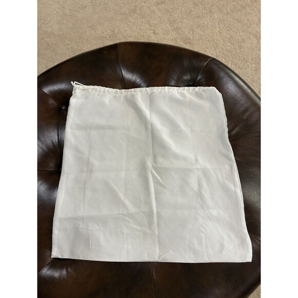 Michael Kors Dust Bag for Purse, Pocketbook, White Drawstring Dustbag 21X21.5 - Picture 2 of 2
